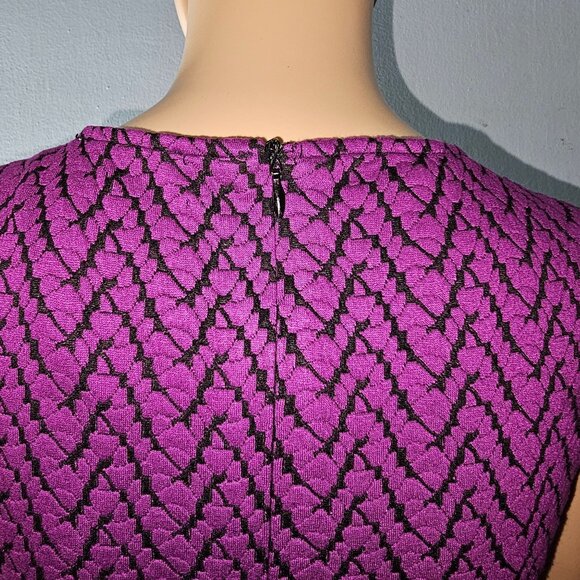 41‎ HAWTHORN | Jace Abstract Chevron Dress - Women | Color: Purple | Size: XS - Picture 6 of 11